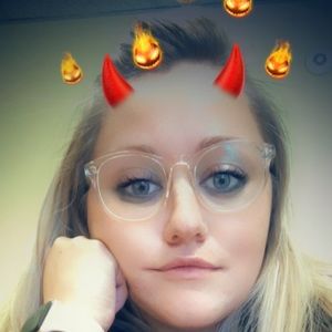 Meet your Posher, Celena